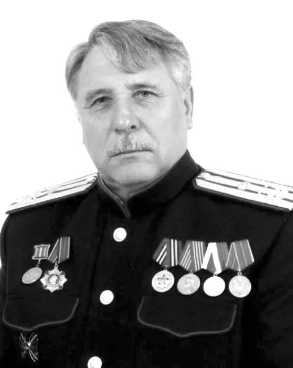 Атаман СКР А Г Мартынов фото 2000х годов В Правление Союза вошли атаман - фото 4