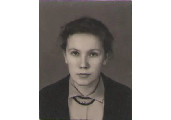 Галина Матвеева 24 года 1956 год Вскоре мы поженились Свадьбы с пышным - фото 4