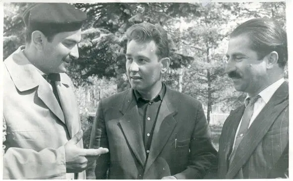 Ялта Семинар драматургов 1960 год В центре Г А Юшков Летом того же года - фото 10
