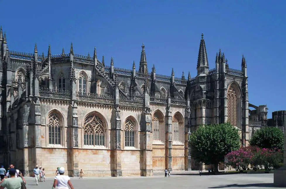 Монастырь доминиканцев СантаМария да Витория Баталья И вот я - фото 43