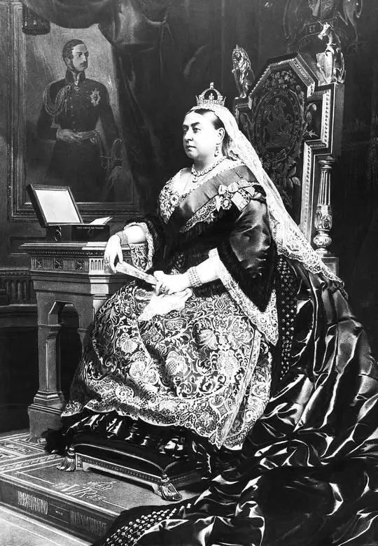 Королева Виктория 1882 г На стене портрет принца Альберта работы Ф - фото 25