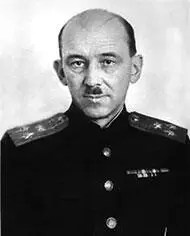 Опытнейший полярный лётчик Б Г Чухновский после войны ещё 10 лет работал в - фото 8