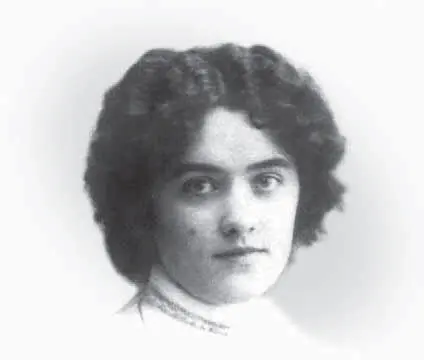 Мария Николаевна ДемченкоИвинская Тамбов 1910 В двадцатые годы семья - фото 3