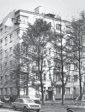 Потаповский переулок Легендарный дом 911 Бабушка в это время находится в - фото 7