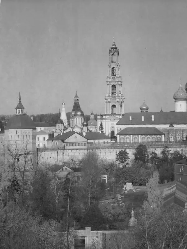 ТроицеСергиева лавра ТроицеСергиева обитель стала центром культурной и - фото 1