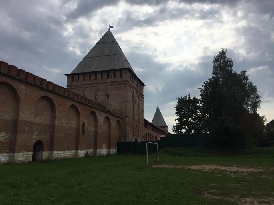 Пустынно Разве что идёт бредёт сама собой а потом целуется какаято - фото 3