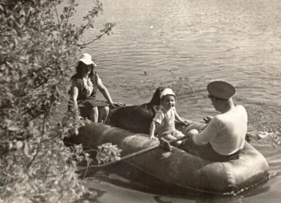 На рыбалке на Люблинском озере Лето 1950 года Озеро Люблинское расположено - фото 17