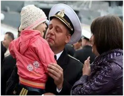 Полуночный штурман Усталое от постоянных ветров поздней осени судно пришло на - фото 11