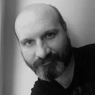 В конце 2017 года в тюменском издательстве Русская неделя вышла книга Сказки - фото 11