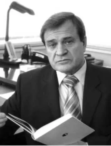ВИКТОР СЕНИН ДВА РАССКАЗА ГУСИЛЕБЕДИ ЛЕТЕЛИ Молодым хлопцем Павло Лаптей в - фото 12