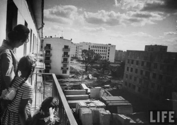 В 1966 году предусматривалось ввести в действие основные фонды стоимостью 383 - фото 59
