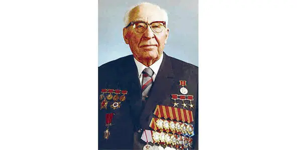 Министр торговли СССР ПАВЛОВ Дмитрий Васильевич Министр транспортного - фото 85