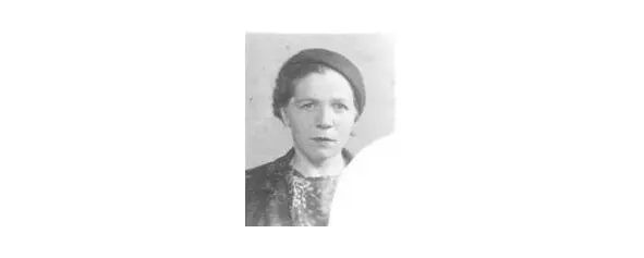Наталья Фёдоровна Семёнова 1937 г клетки Квартира была коммунальной и - фото 7