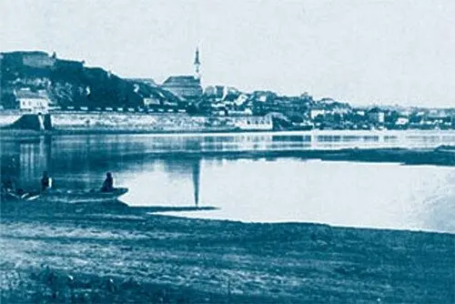 Вид Белграда со стороны реки Савы Дмитрий Мережковский Иван Бунин Бунин был - фото 67