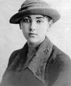 Маруся Волкова Конец 1910х гг Капитолина Волкова 1920е гг Вообщето - фото 130