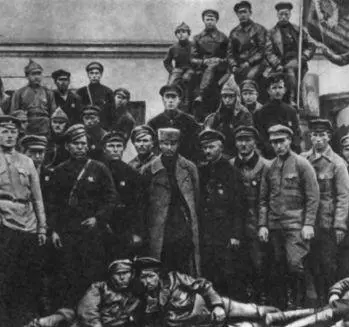 Участники разгрома Антоновского восстания Тамбову 1921 г Атака красных на - фото 26