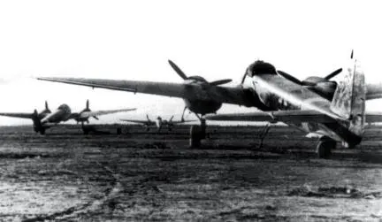 Ju88D из 5й эскадрильи дальней разведки AufklGr122 Восточный фронт 1942 - фото 39