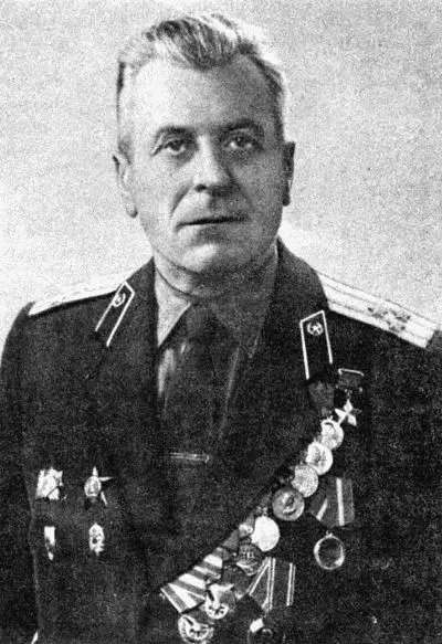 Герой Советского Союза НФ Карацупа Воины открыли ответный огонь и искусно - фото 43