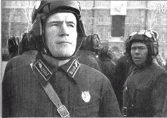 49 152мм гаубицы образца 19091930 годов буксируемые тракторами С60 на - фото 66