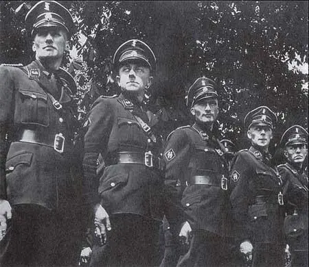 Чины Германских СС из которых в 1940 году был сформирован полк СС Вестланд - фото 43