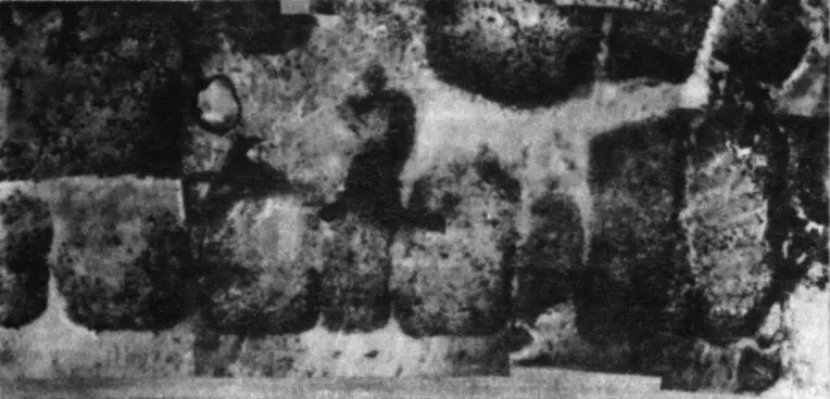 Загадочные нагромождения крупных каменных блоков образующих стену или - фото 14