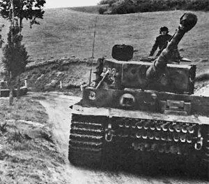 Танк PzKpfw VI Тигр из состава 101го тяжелого танкового батальона СС - фото 36