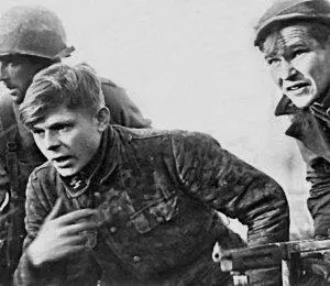 Личный состав 12й танковой дивизии СС был укомплектован еще не достигшими - фото 49