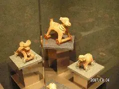 Рис 41 Ольмекские игрушки на колесиках Снова колесо и снова игрушки Что ж - фото 44