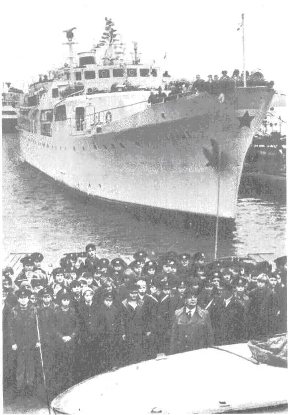 В 1981 году Московский городской клуб юных моряков речников и полярников - фото 29