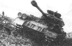 После устранения отмеченных недостатков в июнеиюле 1947 г два первых образца - фото 256