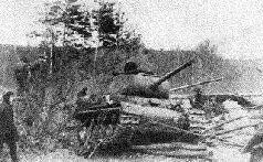 Испытания танка ИС85 2 с 85мм пушкой Д5Т под Челябинском Лето 1943 г - фото 77