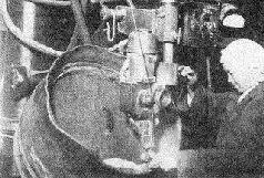 Теперь сборка танка велась по следующему сценарию Сначала в первом участке на - фото 92