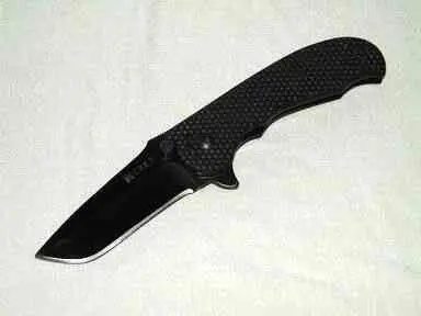 На М1 от CRKT появился плавникфлиппер изменены штифты для открывания причем - фото 398