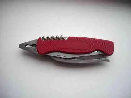 Венгер Swissgrip или Wengergrip в ходу оба наименования появился в 1996 - фото 964