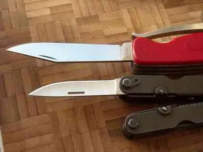 Пила Так же не нуждается в рекомендациях Всем знакома по Рейнджерам и - фото 968