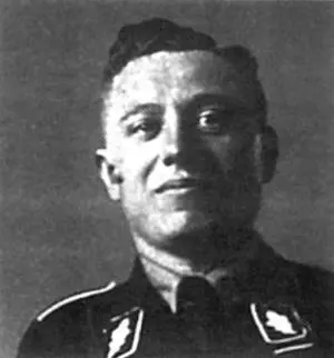 Альберт Форстер Образование получил в торговом училище 1920 В 192226 - фото 245