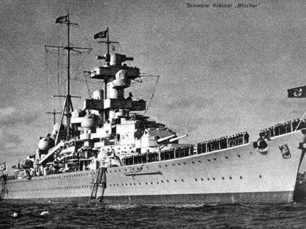 Тяжелый крейсер Блюхер в доке У УПРАВЛЕНИЕ ВООРУЖЕНИЙmarine waffenamt - фото 269