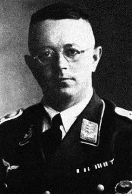 Командир 8й парашютной дивизии Вальтер Ваден Входила в состав с февр 1945 - фото 78