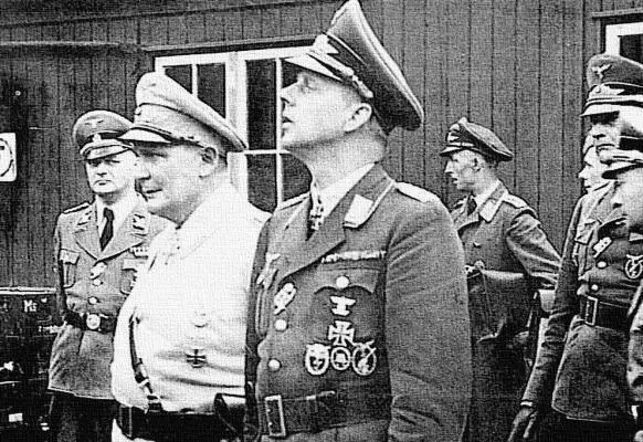 Командир 1й зенитной бригады Вальтер фон Хиппель и Герман Геринг Командиры - фото 153