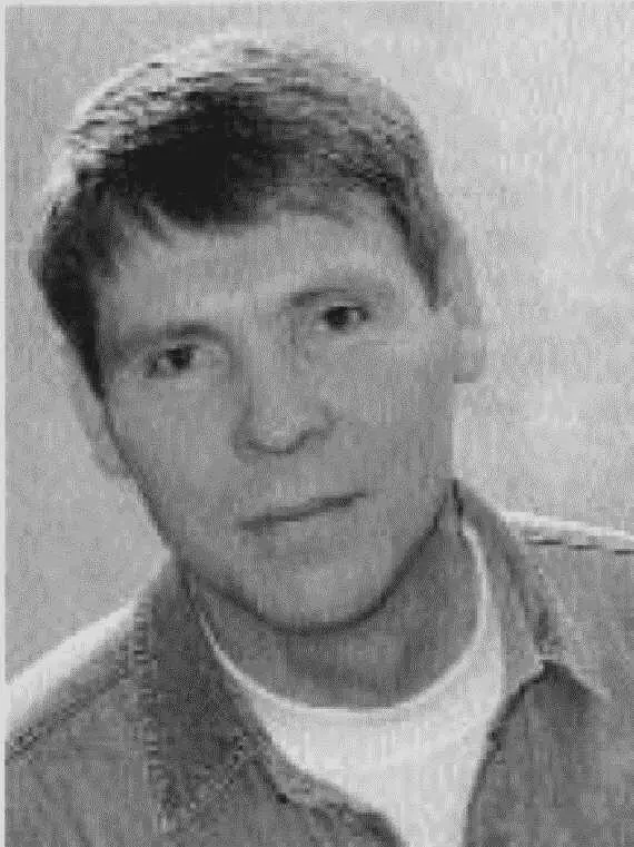ТРИПТИХ О ЖЕНЩИНАХ СТАРУХА И КВАРТИРАНТ Старуха не любила скрипичную музыку и - фото 13