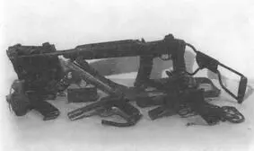 Оружие американского производства эмиссаровпарашутистов Автоматом Стен был - фото 17