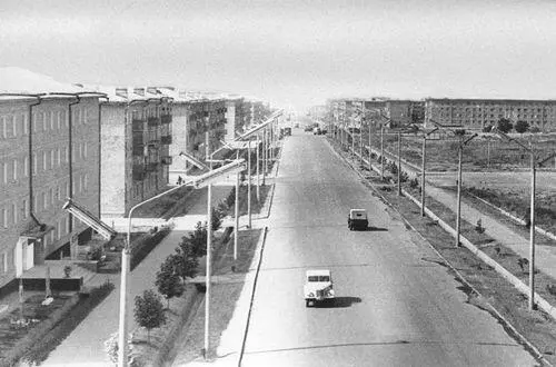 Город Ангрен Улица Чикрызова Ангрен река в Узб ССР АнгренАхангаран - фото 100