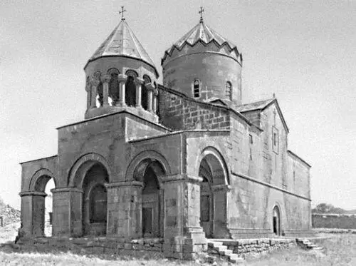 Церковь Георгия в Мугни 166169 Зодчие Саак Хизанский и Мурат Армения в - фото 192