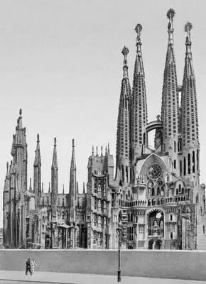 Барселона Церковь Саграда Фамилия Начата в 1884 Архитектор А Гауди - фото 434