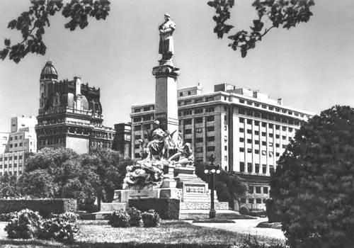 БуэносАйрес Памятник Х Колумбу в парке Колон Мрамор 1916 Скульптор А - фото 219