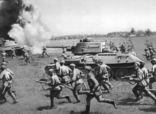 В бою под Минском 1944 Советские войска вступают в Лодзь Январь 1945 - фото 144