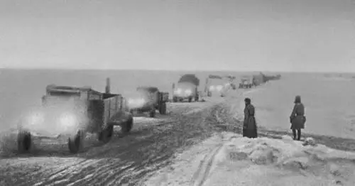 Дорога жизни через Ладожское озеро 1942 Вручение партбилета 1й - фото 156