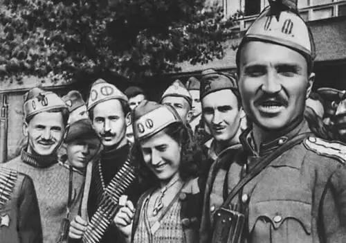 Группа болгарских партизан после освобождения Болгарии 1944 Высадка союзных - фото 28