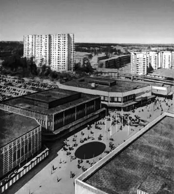 С Бакстрём и Л Рейниус Общественноторговый центр в жилом районе Фарста в - фото 64
