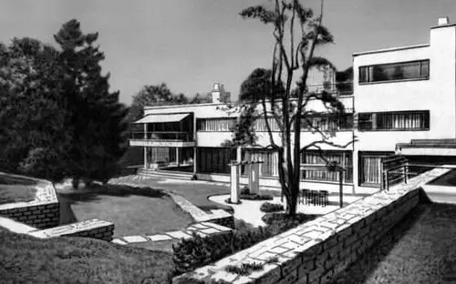 Дом Франка в Питсбурге США 1939 совм с М Л Брёйером Автомобиль - фото 481